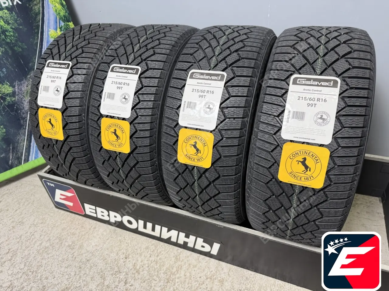 Gislaved Arctic Control 215/60 R16 99T XL