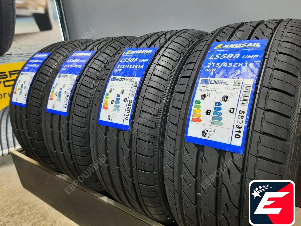 LANDSAIL LS588 UHP 215/45 R16 86W