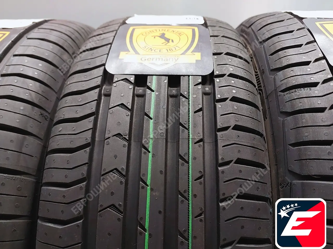 Continental ContiPremiumContact 5 235/55 R17 99V AO
