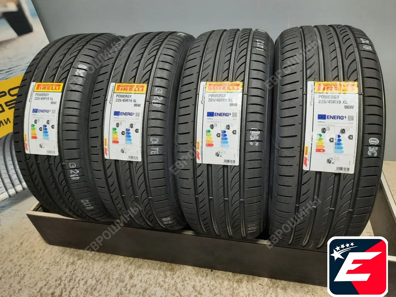 Pirelli Powergy 225/45 R19 96W XL