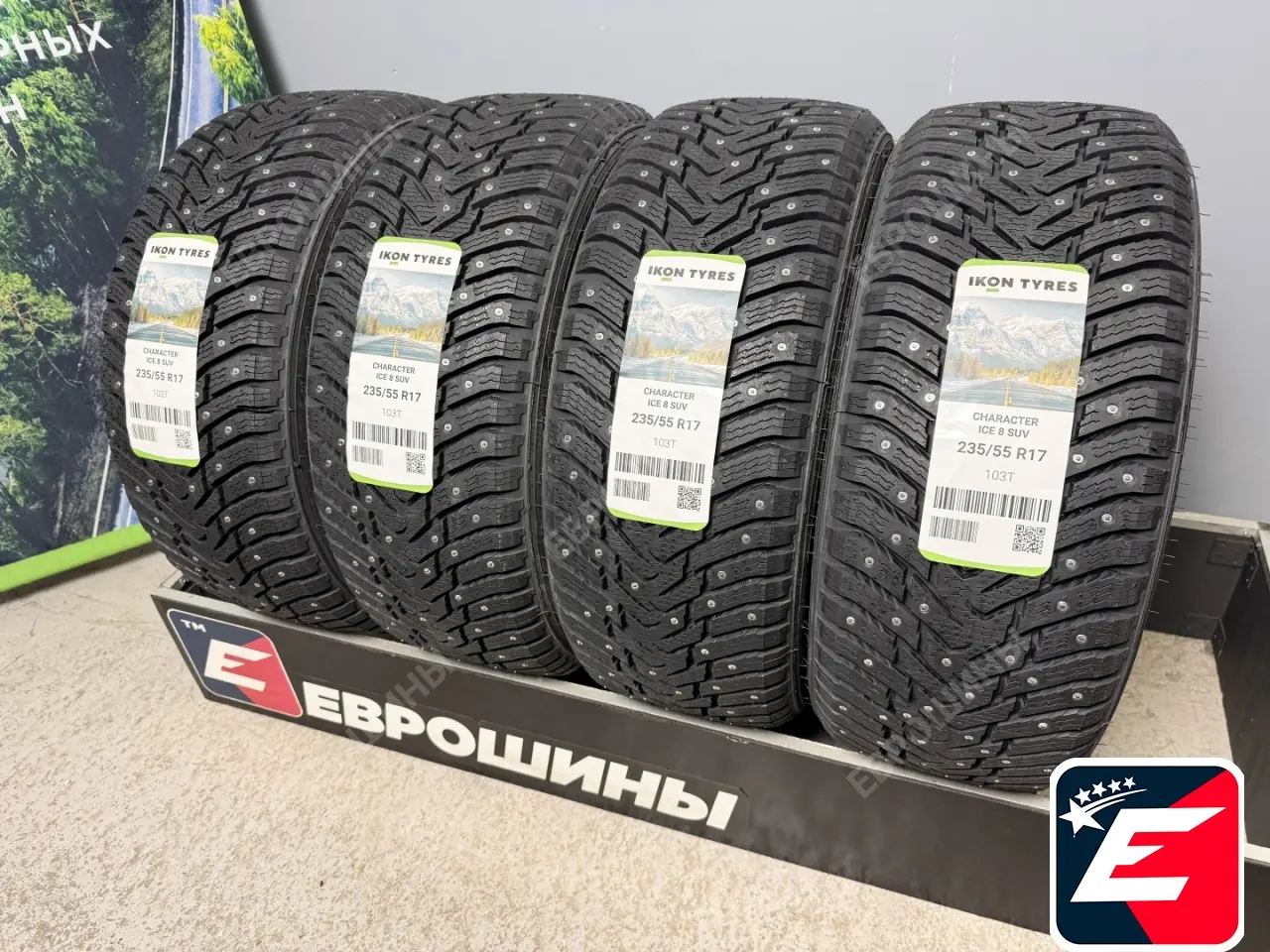 Ikon Tyres Character Ice 8 SUV 235/55 R17 103T