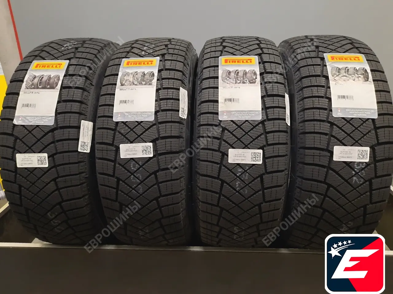 Pirelli Ice Zero Friction 215/55 R16 97T XL