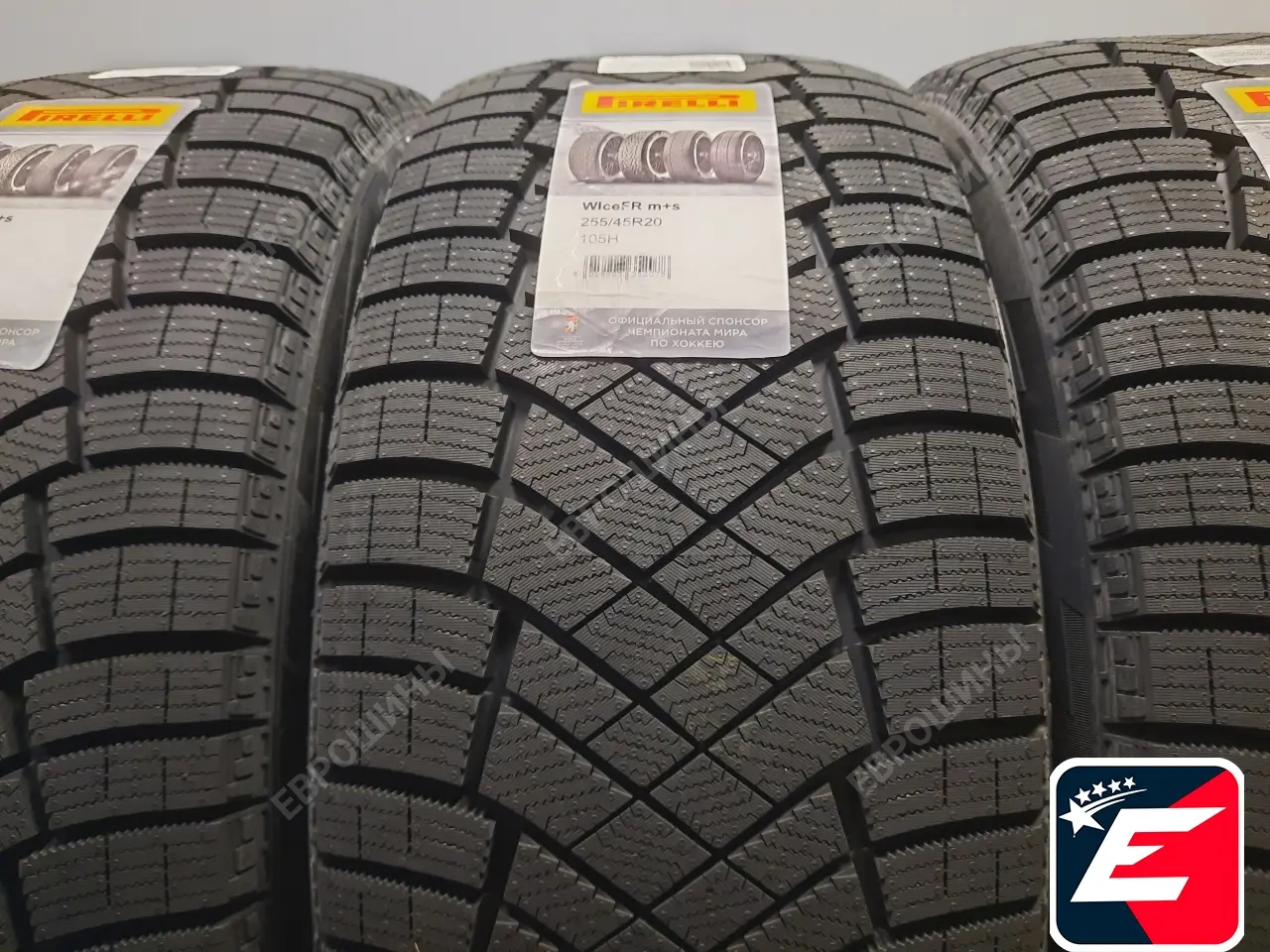 Pirelli Ice Zero Friction 255/45 R20 105H XL