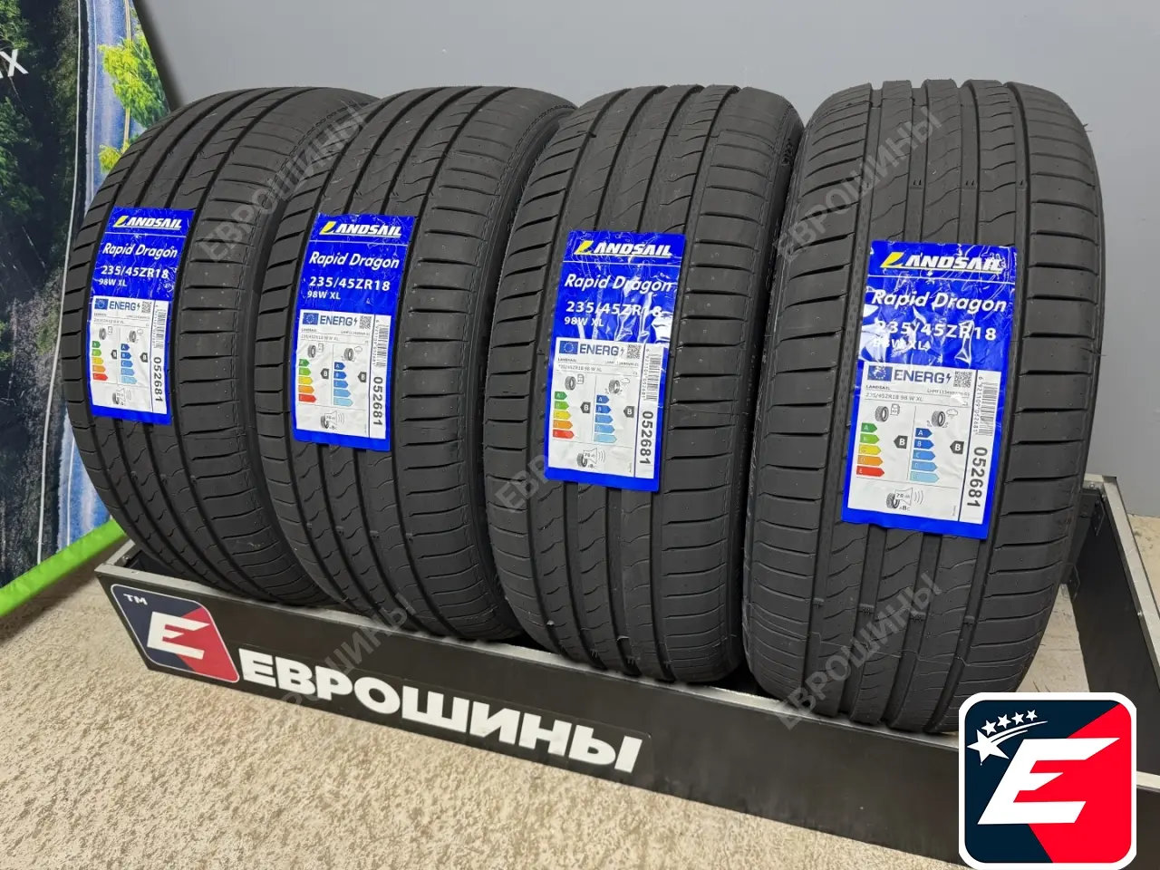 LANDSAIL RAPIDDRAGON 235/45 R18 98W XL