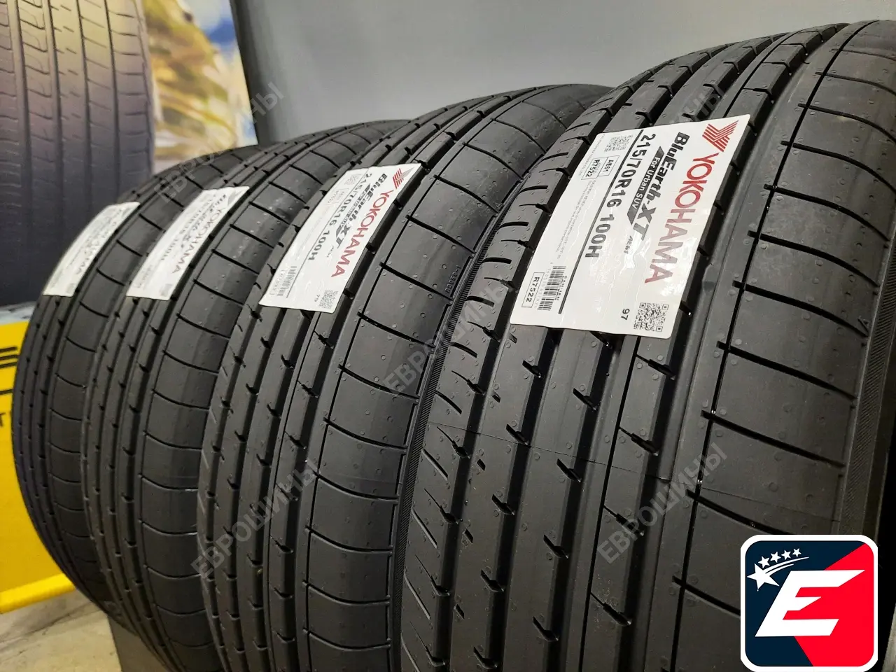 Yokohama Bluearth-XT AE61 215/70 R16 100H
