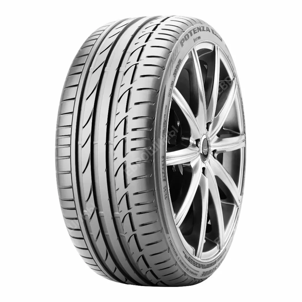 Bridgestone Potenza S001 245/45 R19 98Y RFT *