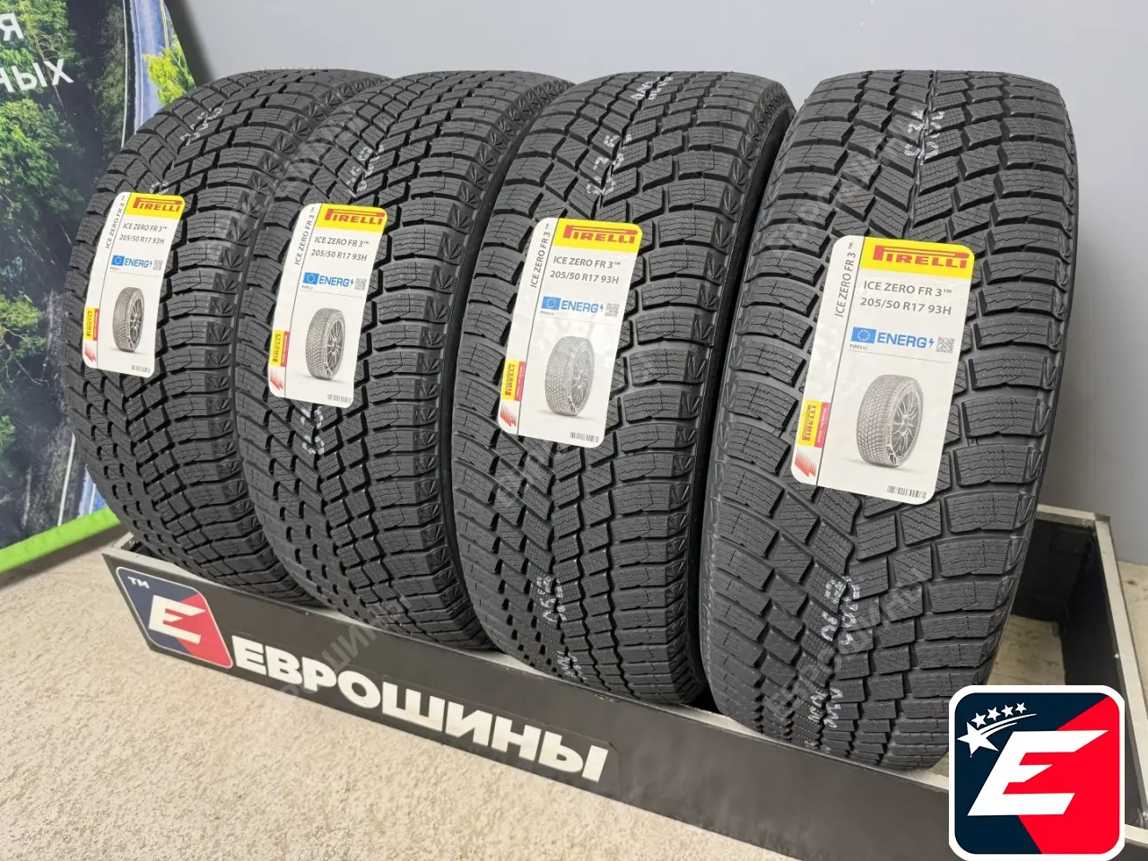 Pirelli ICE ZERO FR 3 205/50 R17 93H