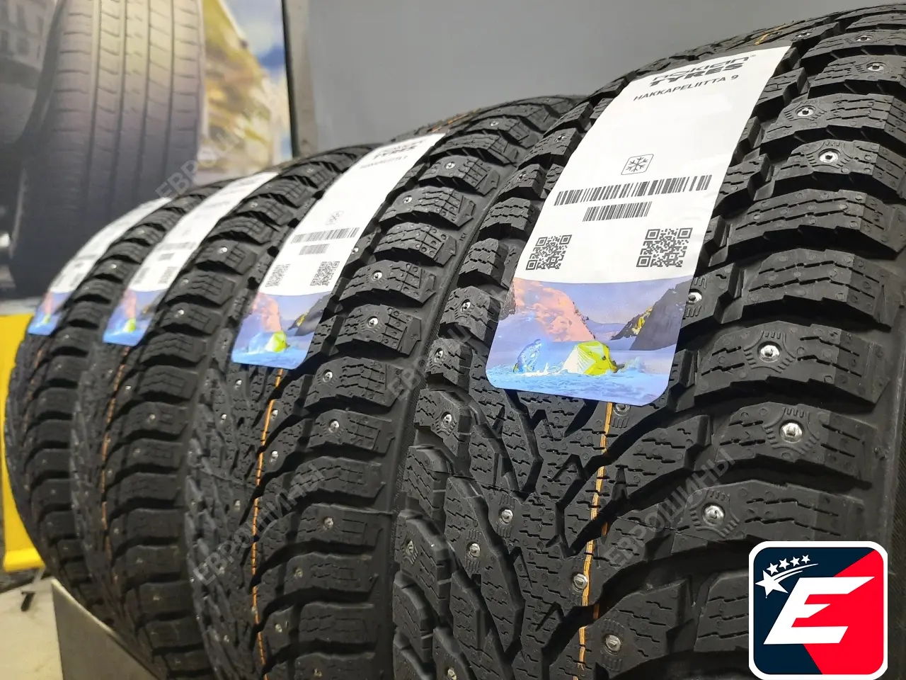 Nokian Tyres Hakkapeliitta 9 215/55 R17 98T XL