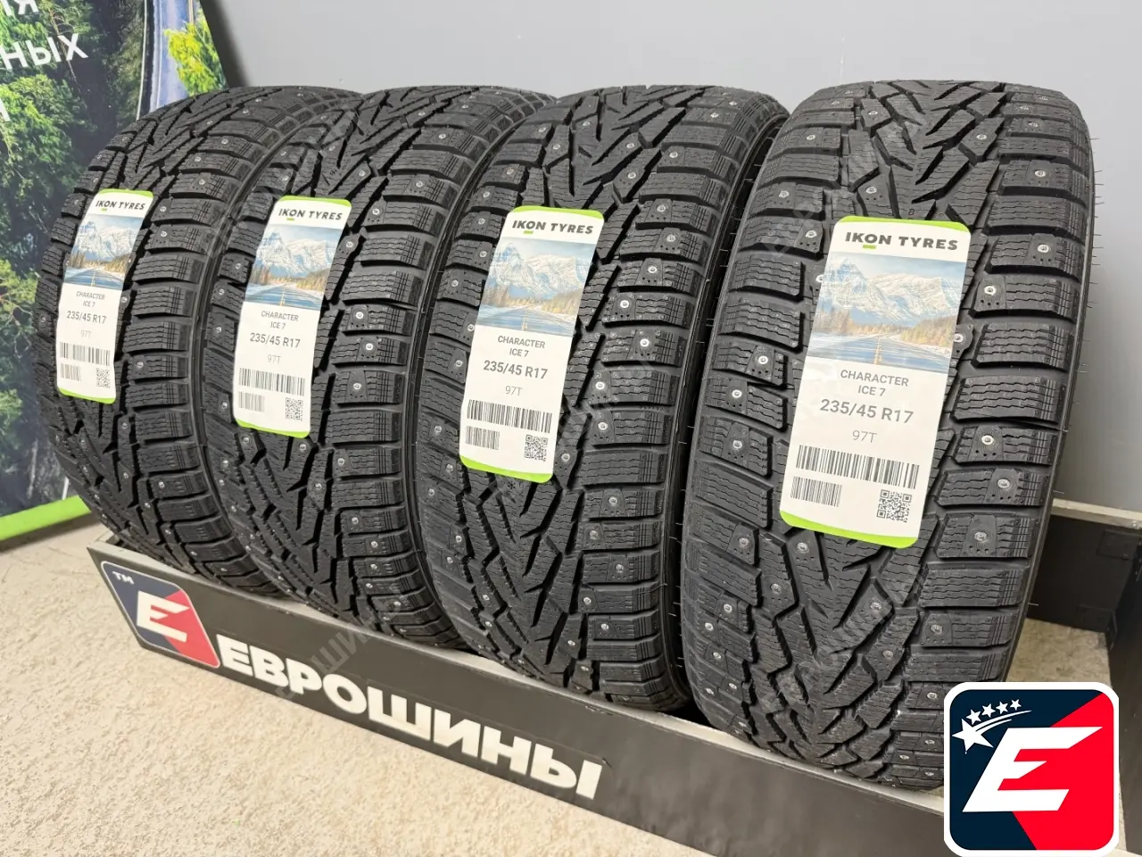 Ikon Tyres Character Ice 7 235/45 R17 97T