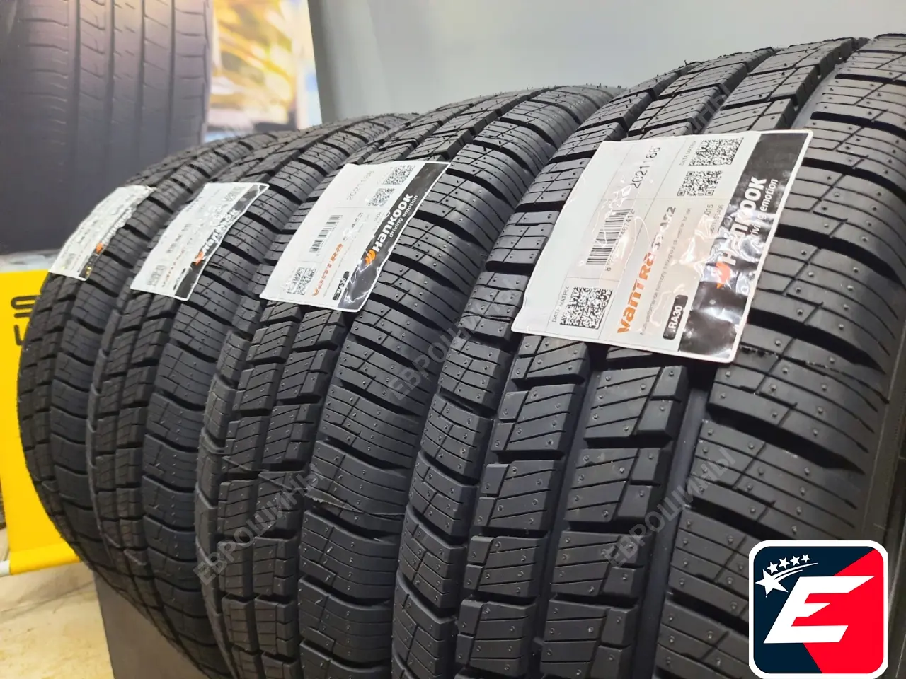 Hankook RA30 Vantra ST AS2 225/70 R15 112/110S