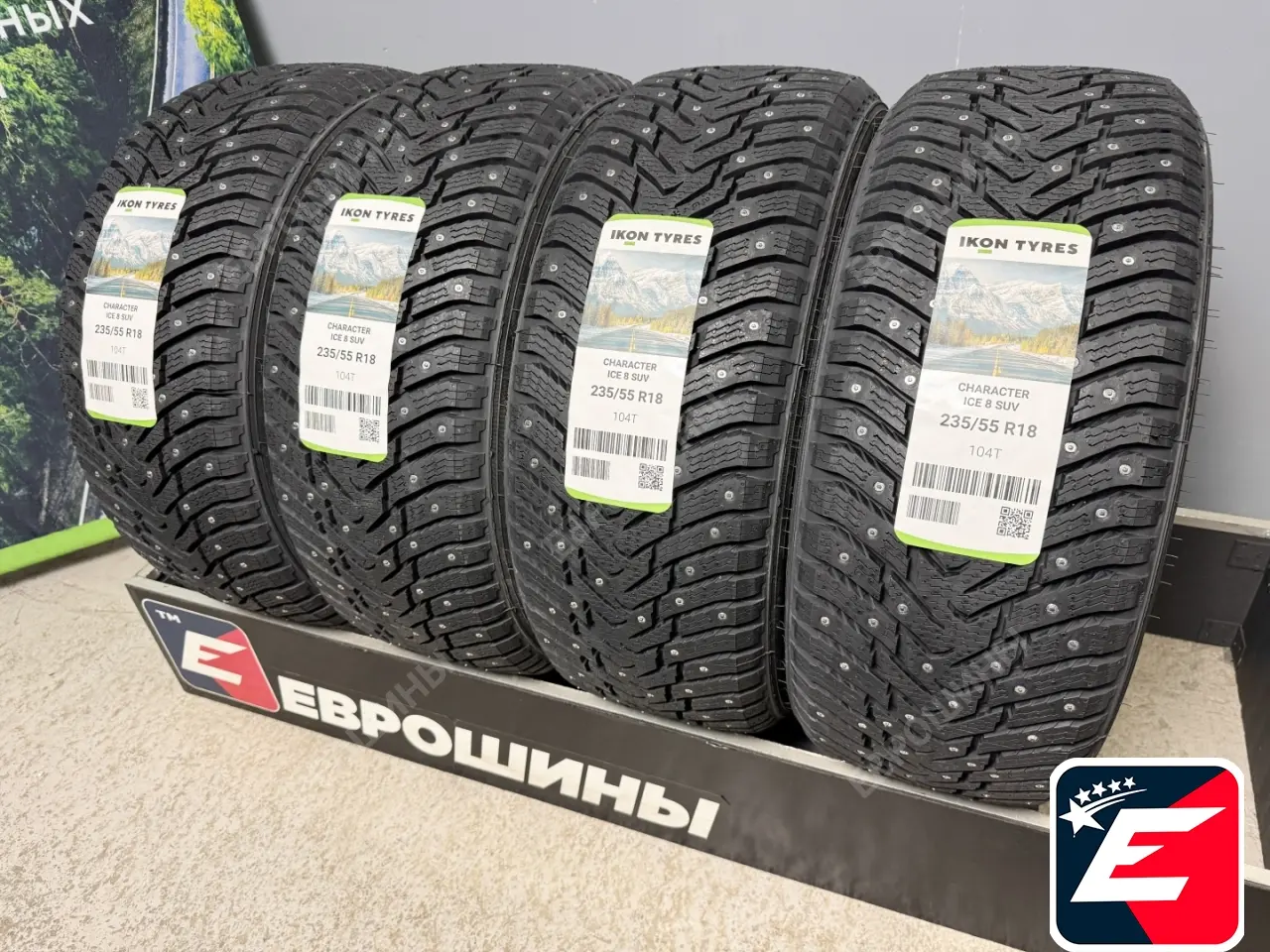 Ikon Tyres Character Ice 8 SUV 235/55 R18 104T
