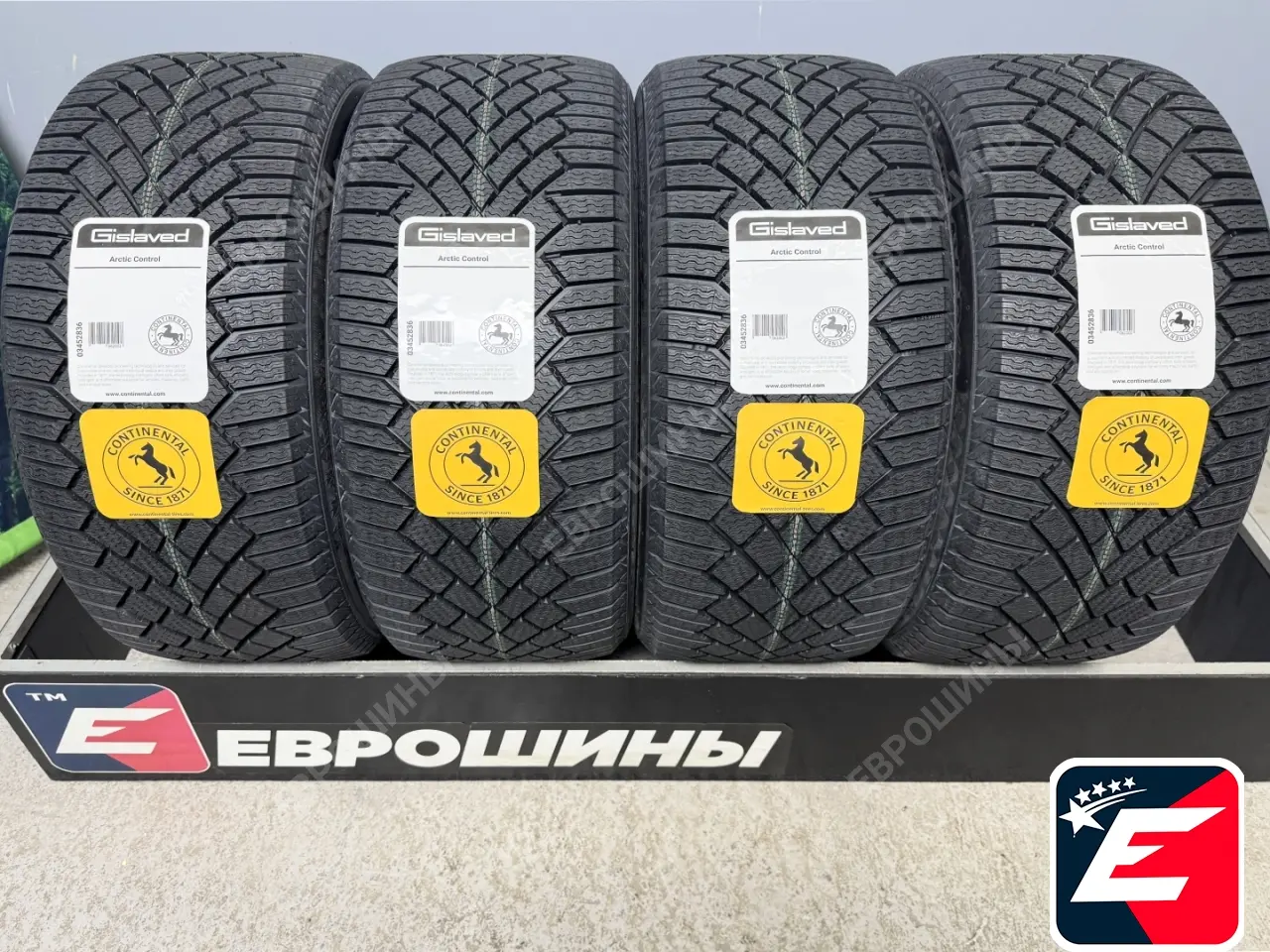 Gislaved Arctic Control 255/45 R20 105T