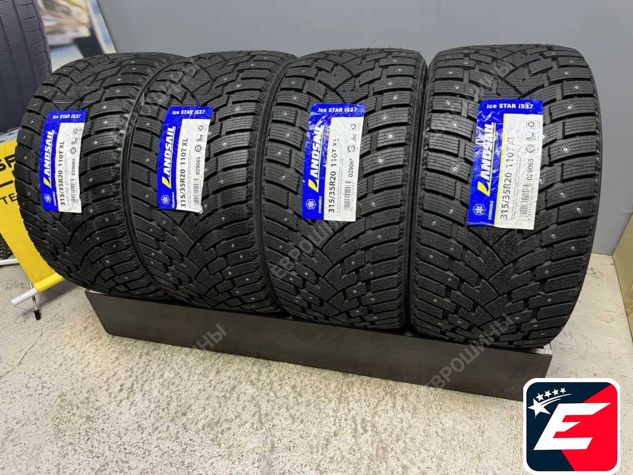 LANDSAIL ICE STAR IS37 315/35 R20 110T