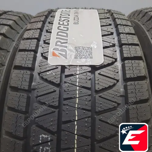 Bridgestone Blizzak DM-V3 265/45 R20 108T XL