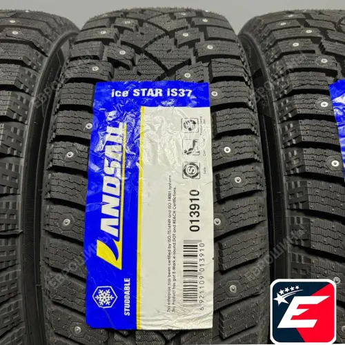 LANDSAIL ICE STAR IS37 215/60 R17 96T