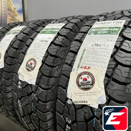 Kumho Road Venture AT52 245/75 R17 121/118S
