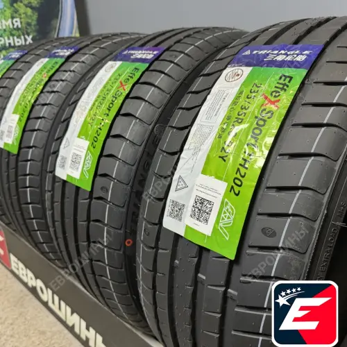 Triangle EffeXSport TH202 235/35 R20 92Y XL