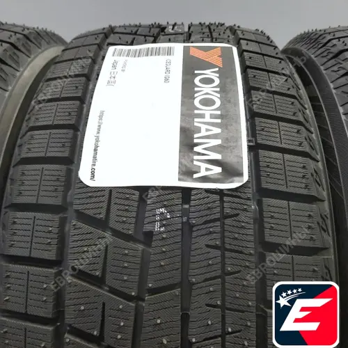 Yokohama iceGuard iG60A Studless 235/40 R19 92Q