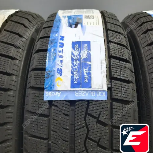 Sailun Ice Blazer Arctic 215/60 R16 99H XL