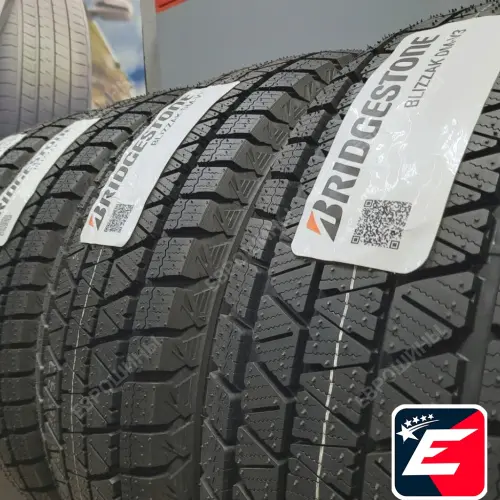 BRIDGESTONE BLIZZAK DM-V3 235/55 R20 102T