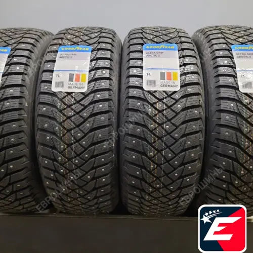 GOODYEAR ULTRAGRIP ARCTIC 2 SUV 255/55 R20 110T XL
