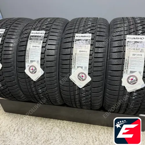 Kumho WinterCraft SUV WS71 295/40 R20 110V XL
