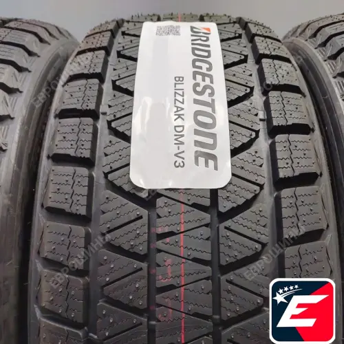 Bridgestone Blizzak DM-V3 265/45 R21