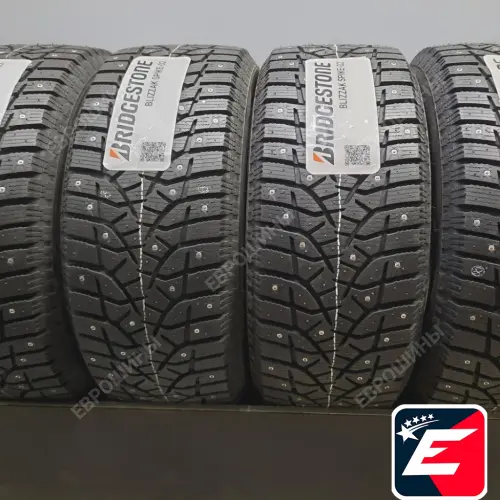 Bridgestone Blizzak Spike 02 245/45 R19 102T XL