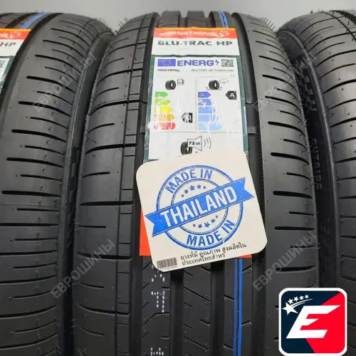 Armstrong Blu-Trac HP 215/45 R17 91W