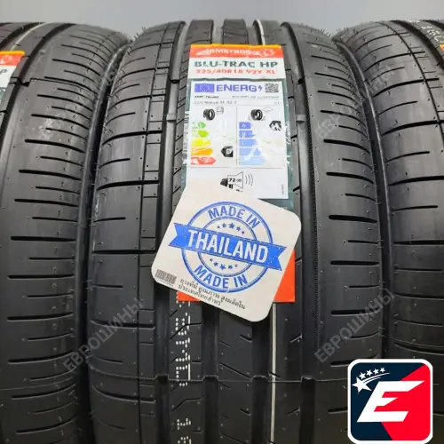 Armstrong Blu-Trac HP 225/40 R18 92Y