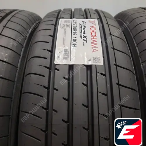 Yokohama Bluearth-XT AE61 215/70 R16 100H