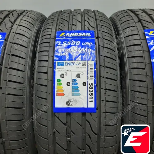 LANDSAIL LS588 UHP 215/45 R18 89W