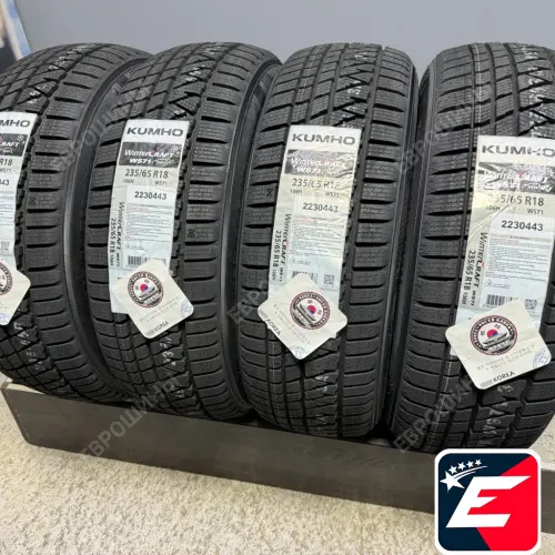 Kumho WinterCraft SUV WS71 235/65 R18 106H