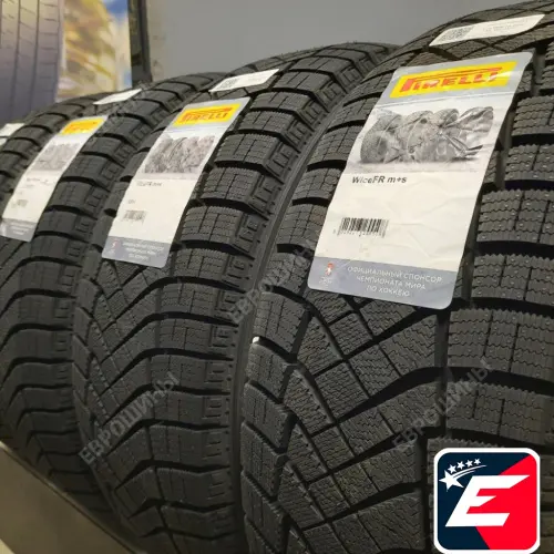 Pirelli Ice Zero Friction 215/65 R16 102T XL