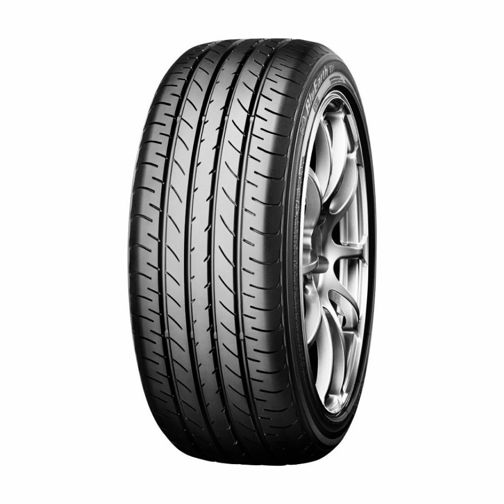 YOKOHAMA BLUEARTH E51B 225/60 R18 100H