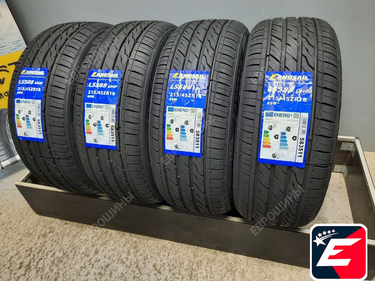 LANDSAIL LS588 UHP 215/45 R18 89W
