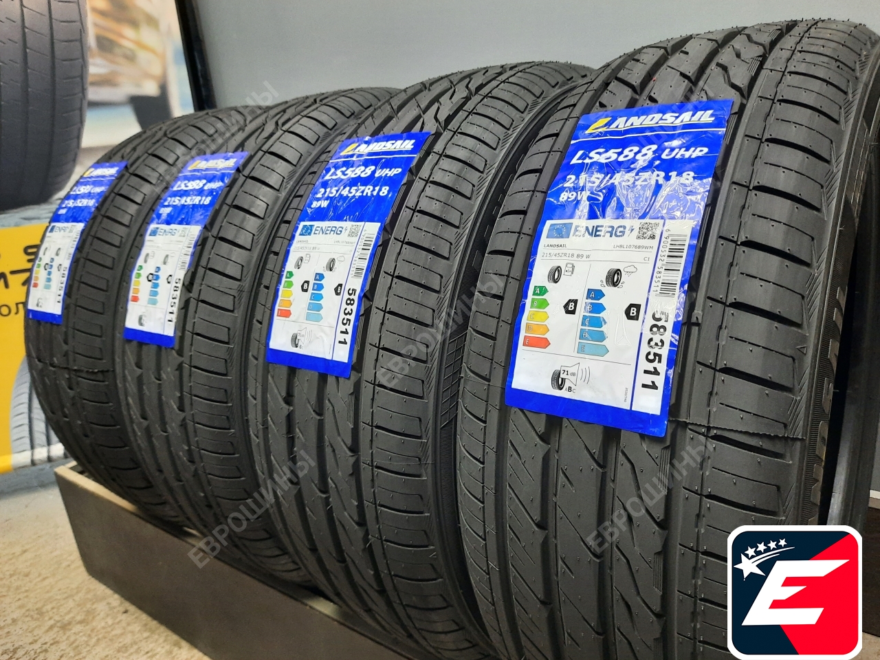 LANDSAIL LS588 UHP 215/45 R18 89W