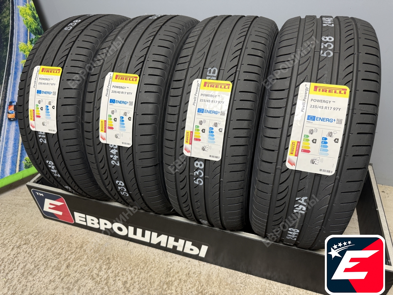 Pirelli Powergy 235/45 R17 97Y