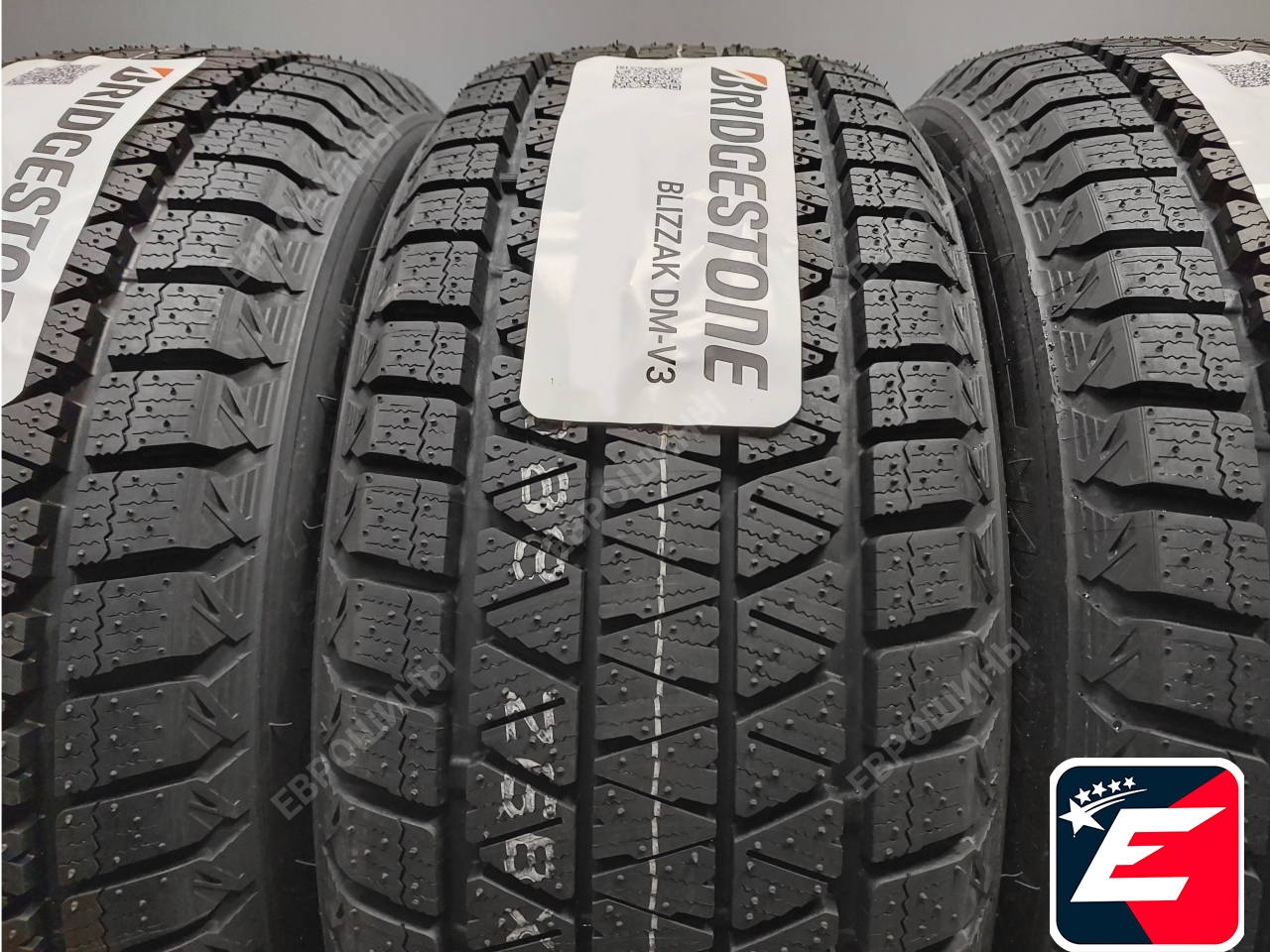 BRIDGESTONE BLIZZAK DM-V3 235/65 R18 106S